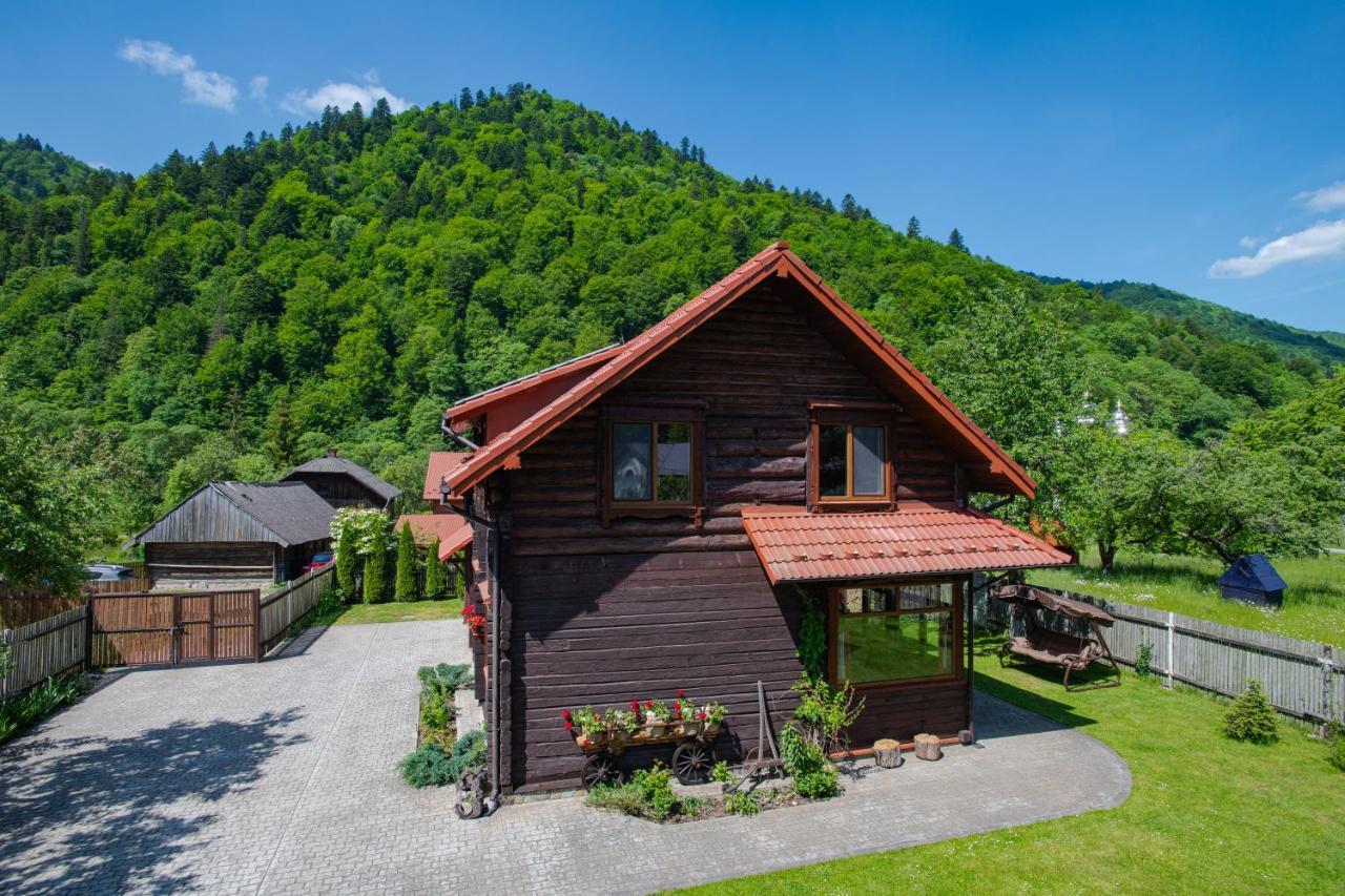 Знакова Хата Apartment เฮอเรเบนอฟ ภายนอก รูปภาพ