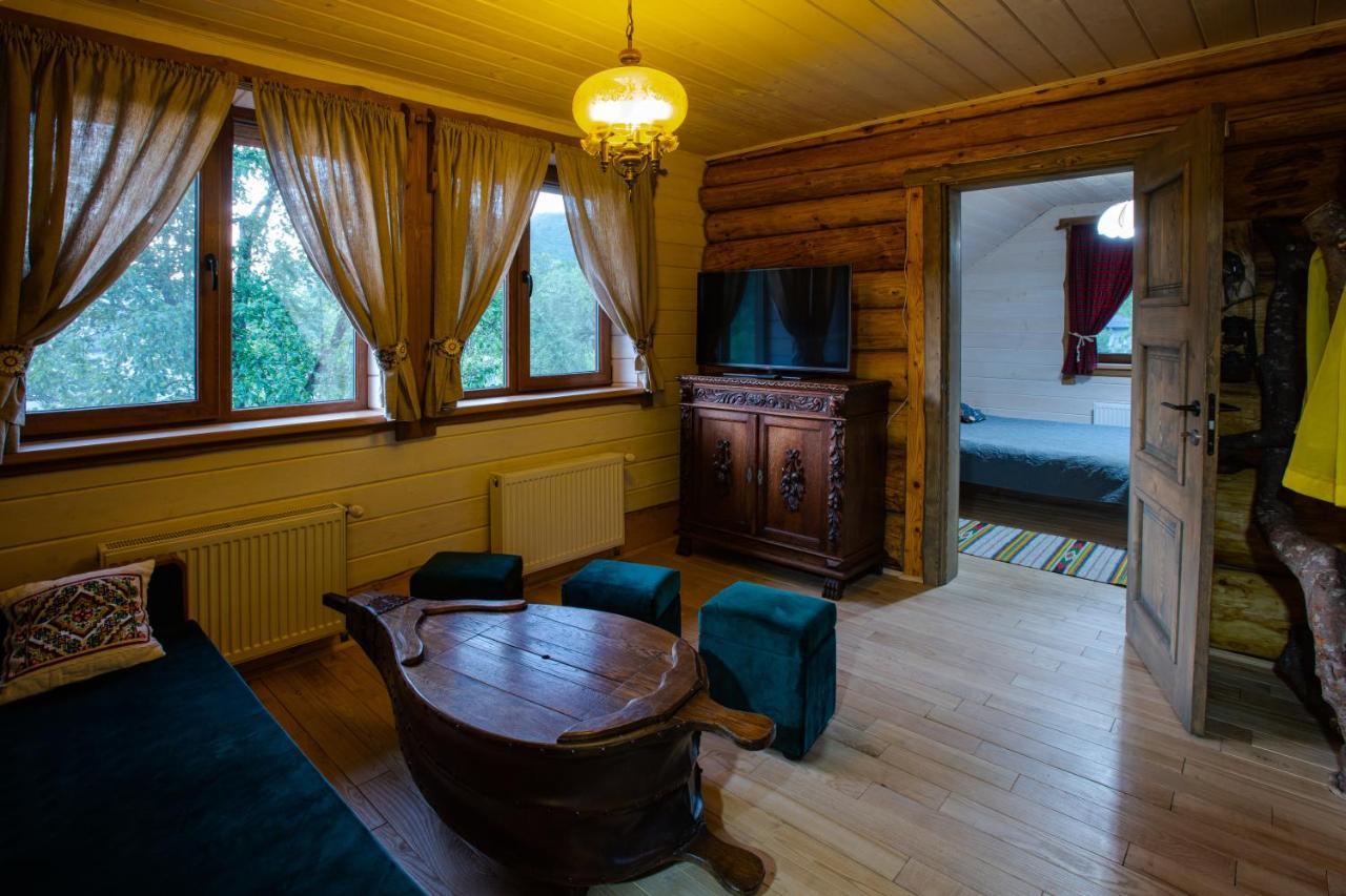 Знакова Хата Apartment เฮอเรเบนอฟ ภายนอก รูปภาพ