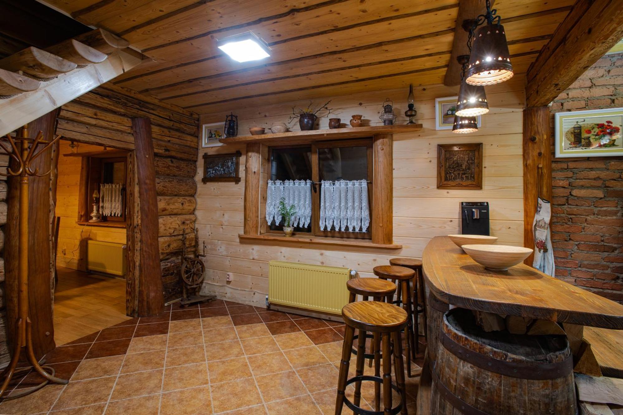 Знакова Хата Apartment เฮอเรเบนอฟ ภายนอก รูปภาพ